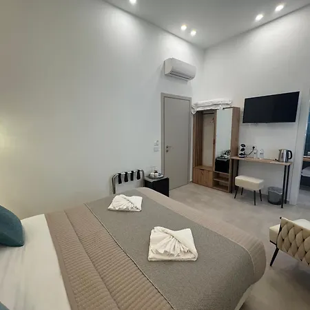 J & R 3* 斯培西亚